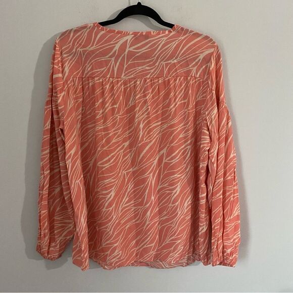 Nine West Women’s Slit Neck Long Sleeve Top - Picture 4 of 5